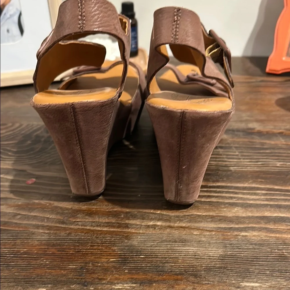 Kork-Ease Women's Brown Sandals